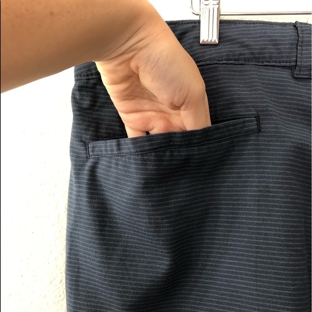 Men’s O’Neill Striped Shorts - Picture 8 of 8
